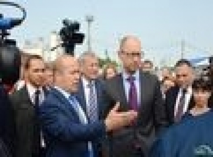 Премьер-министр Украины посетил ЧАЭС