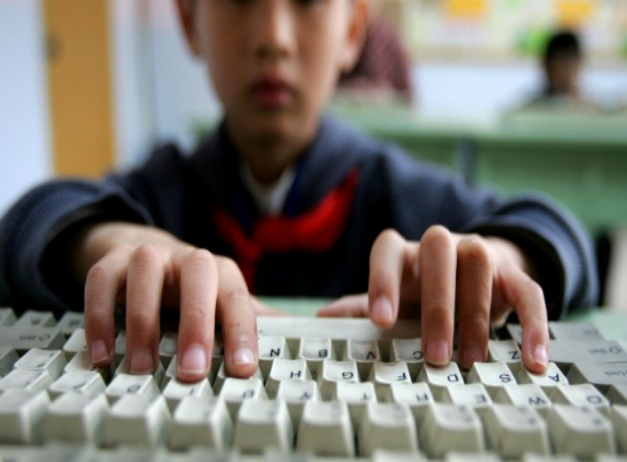Славутицьких школярів навчать правильно користуватись Інтернетом та отриманою інформацією