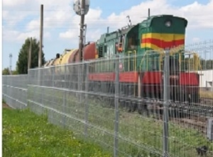 В Украине будут ограждать железнодорожные пути