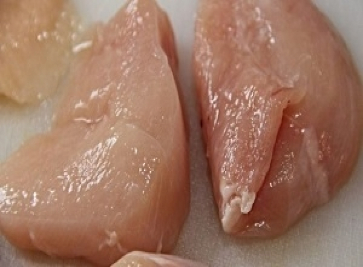 Як очистити курку від антибіотиків — і ще 4 важливих питання про куряче м’ясо