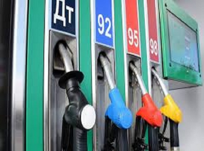 АЗС выписали штраф за некачественный бензин